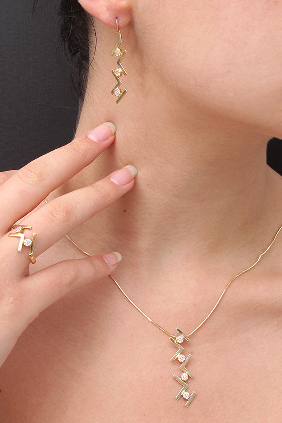 FREE-FLOW EARRING